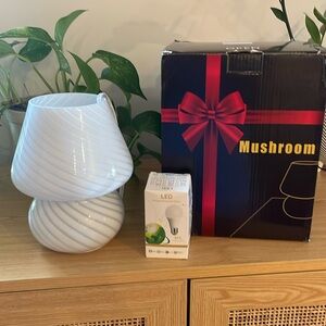 Murano mushroom lamp brand new with box!